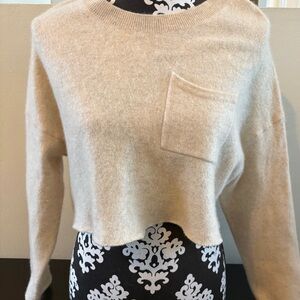 Banana Republic Cropped Pocket Beige/Cream  Crew Neck Sweater 100% Cashmere
